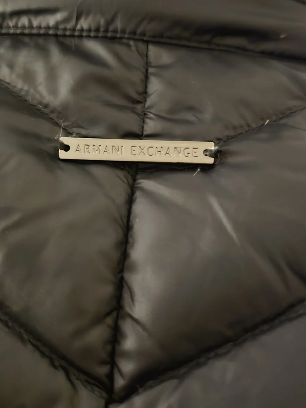 Armani Exchange Women's Black Quilted Hooded Puffer Sz M - Picture 3 of 5